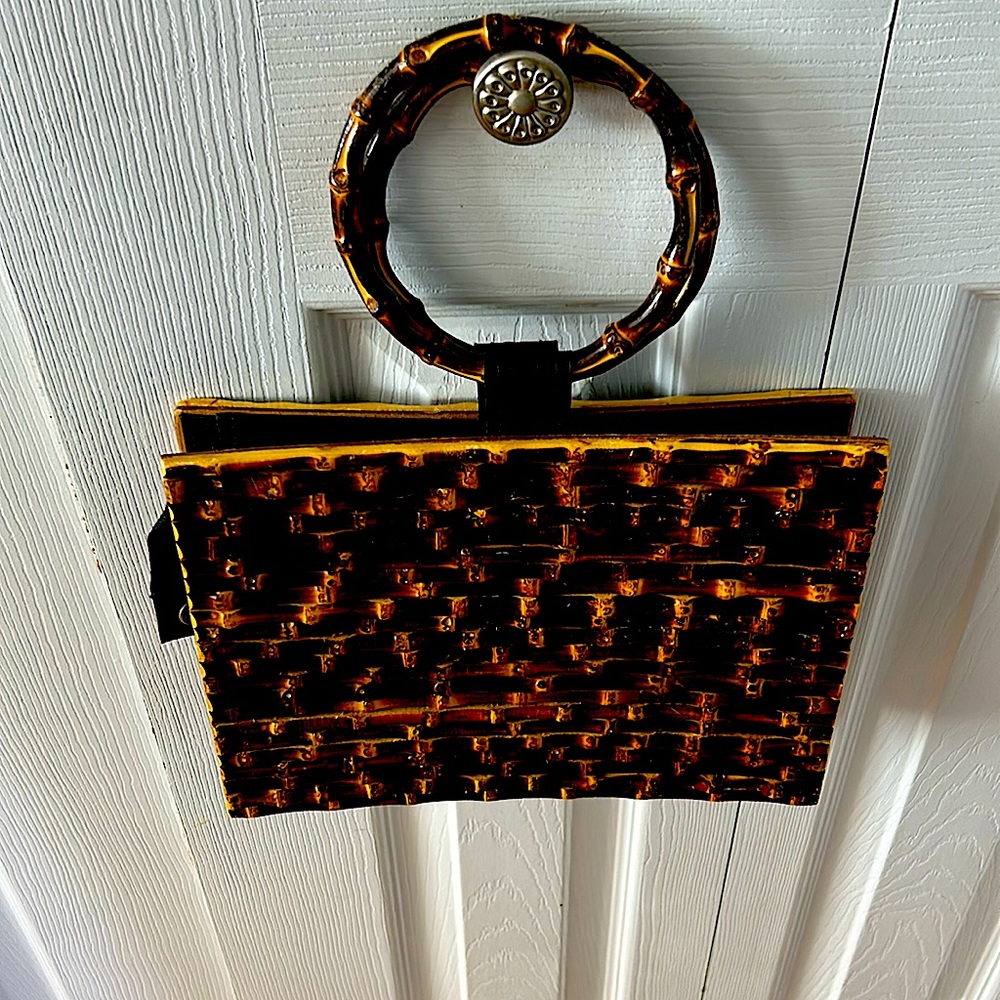 Boutique style handbag